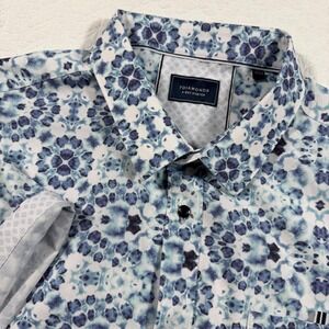 7 Diamonds Short Sleeve Button Down Mens XXL Blue Geometric 4 Way Stretch EUC